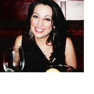 Meet your Posher, Elissa